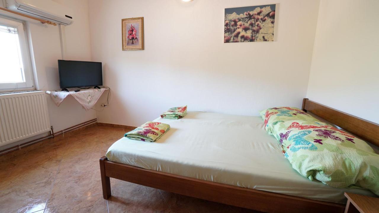 Apartments Kata Gornji Karin Ngoại thất bức ảnh