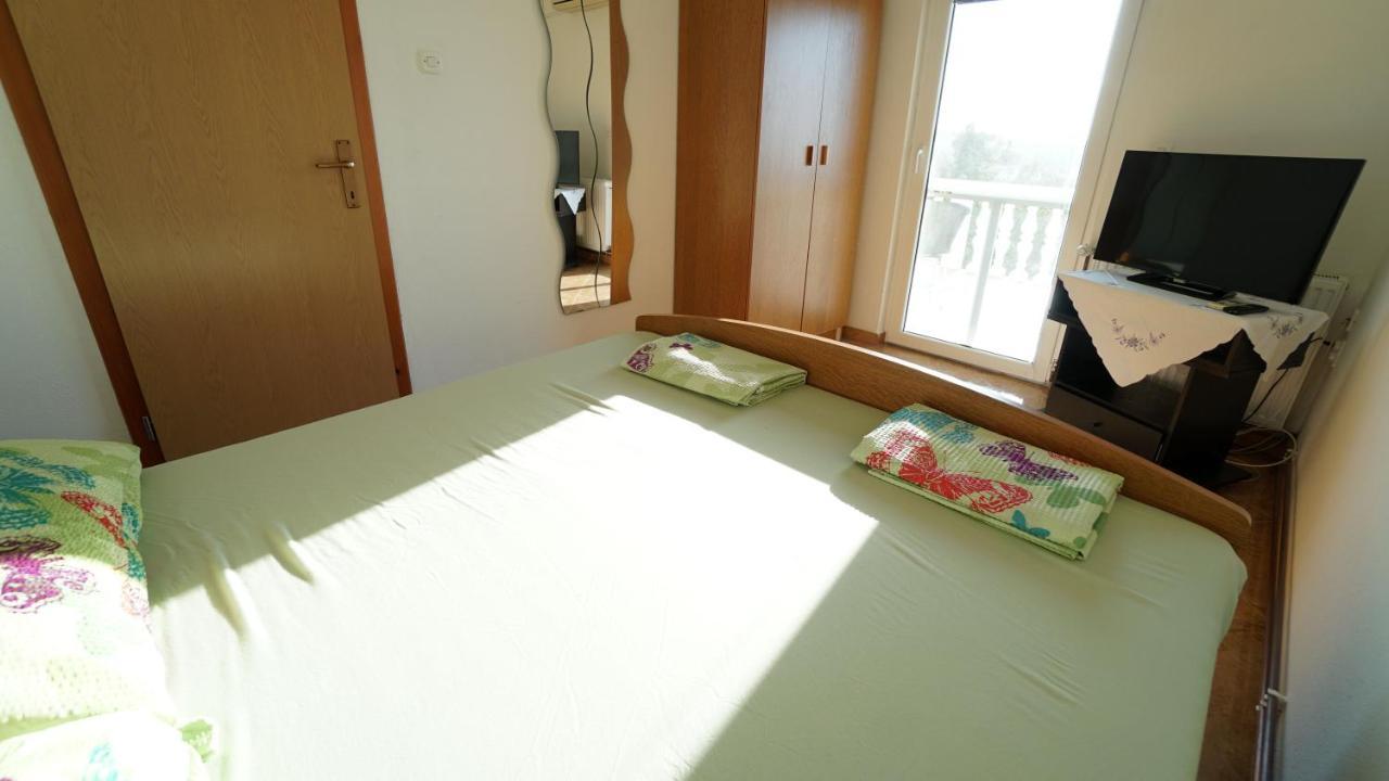 Apartments Kata Gornji Karin Ngoại thất bức ảnh
